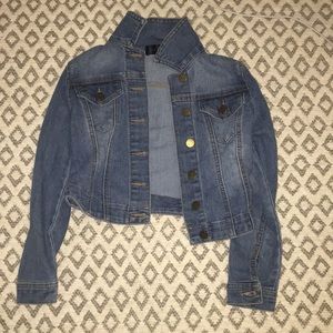 Super cute jean jacket!